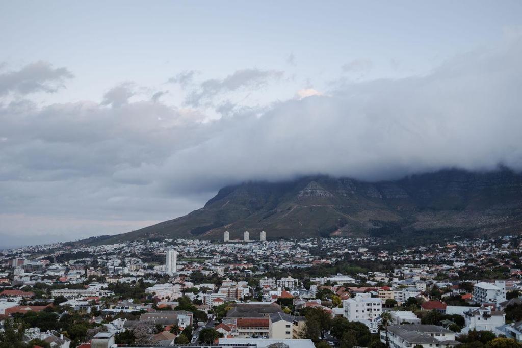 Radium Hall Guest House Cape Town Ngoại thất bức ảnh