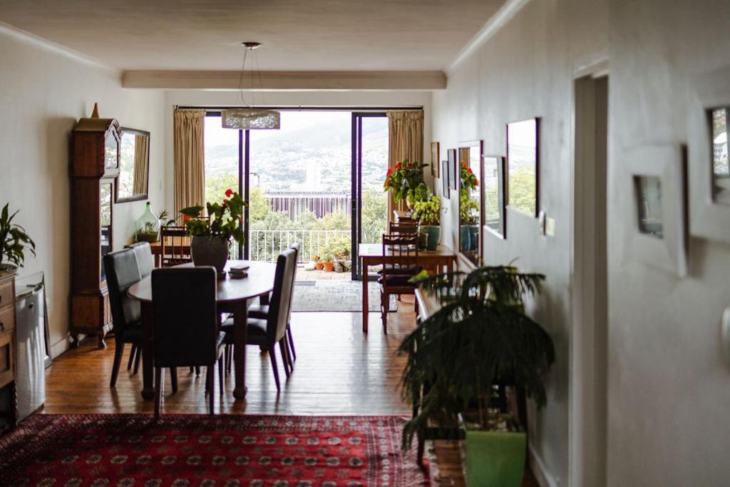 Radium Hall Guest House Cape Town Ngoại thất bức ảnh