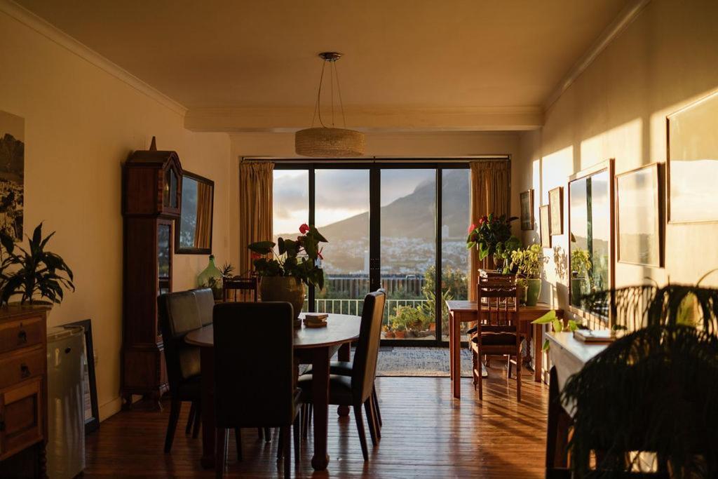 Radium Hall Guest House Cape Town Ngoại thất bức ảnh